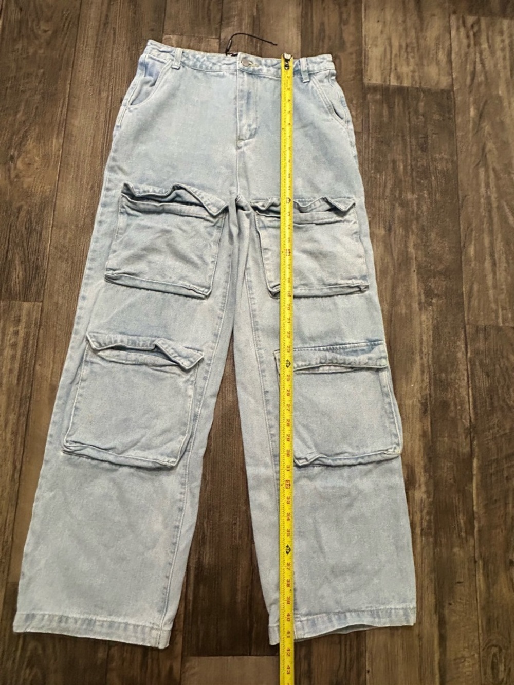 PrettyLittleThing Light Wash High Rise Women's Jeans